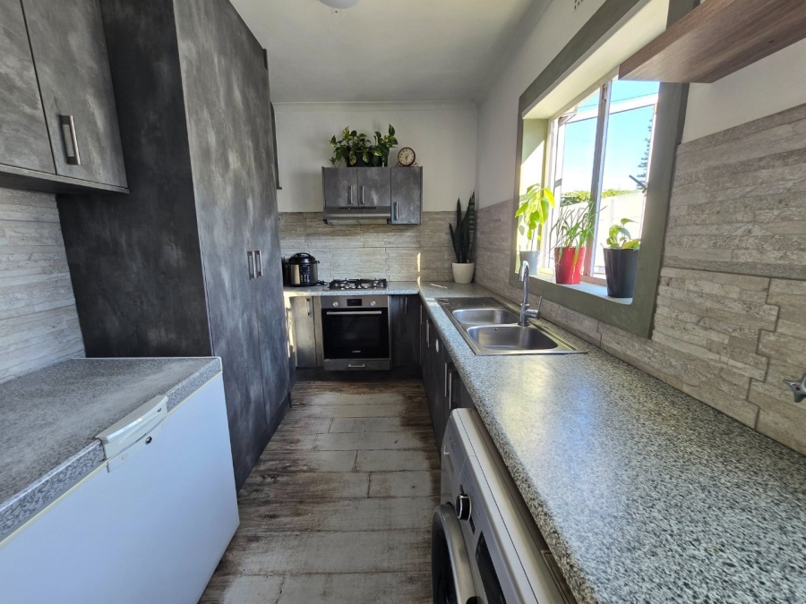 3 Bedroom Property for Sale in Kenwyn Western Cape